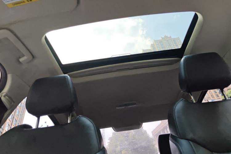 Used Ford Escort 2017 Happiness Edition 1.5L Automatic Fashion Version Headliner