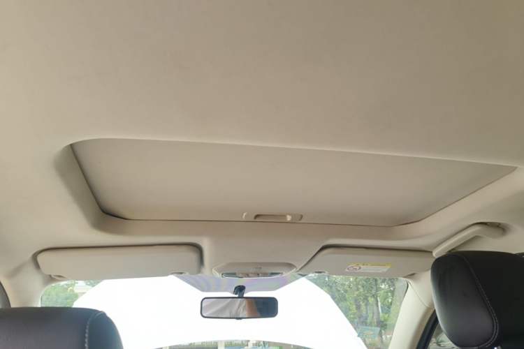 Used Ford Escort 2017 Happiness Edition 1.5L Automatic Fashion Version Headliner