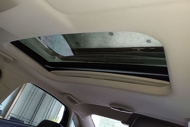 Used Ford Escort 2017 Happiness Edition 1.5L Automatic Fashion Version Headliner