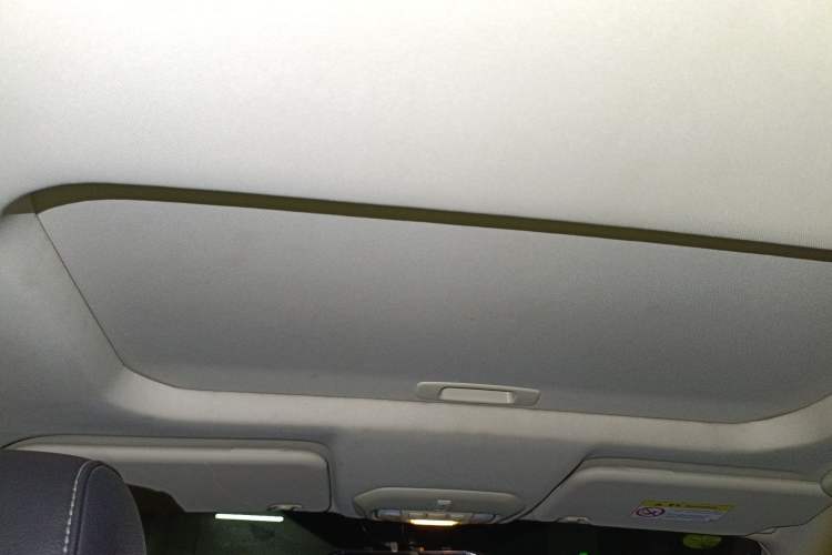 Used Ford Escort 2017 Happiness Edition 1.5L Automatic Fashion Version Headliner