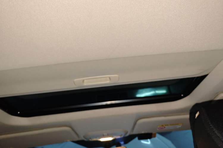Used Ford Escort 2017 Happiness Edition 1.5L Automatic Fashion Version Headliner