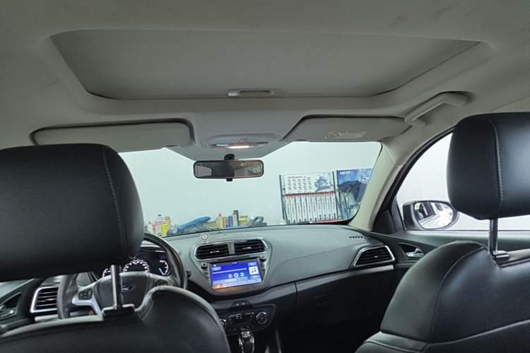 Used Ford Escort 2017 Happiness Edition 1.5L Automatic Fashion Version Headliner