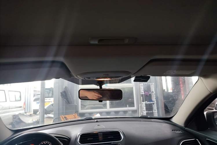 Used Ford Escort 2017 Happiness Edition 1.5L Automatic Fashion Version Headliner