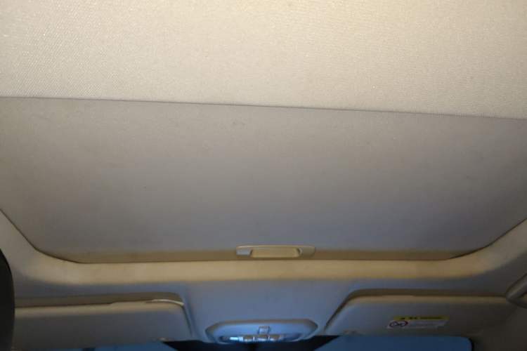 Used Ford Escort 2017 Happiness Edition 1.5L Automatic Fashion Version Headliner