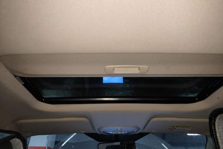 Used Ford Escort 2017 Happiness Edition 1.5L Automatic Fashion Version Headliner