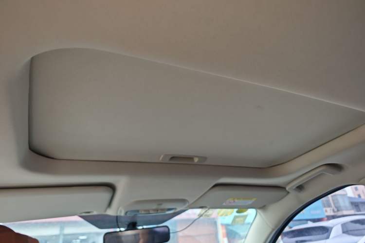 Used Ford Escort 2017 Happiness Edition 1.5L Automatic Fashion Version Headliner