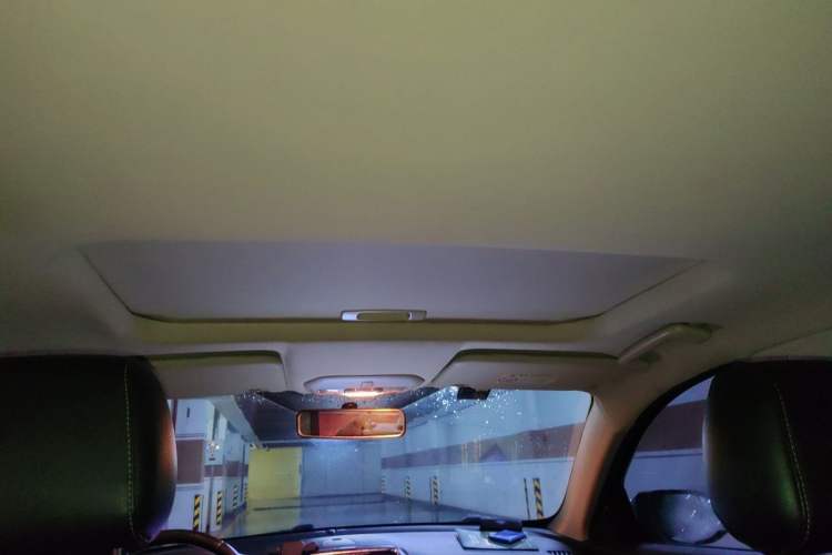 Used Ford Escort 2017 Happiness Edition 1.5L Automatic Fashion Version Headliner