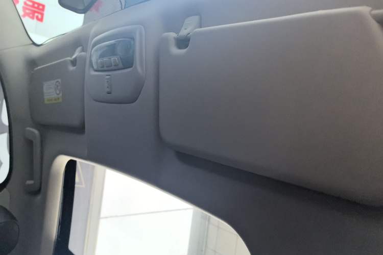 Used Ford Escort 2017 Happiness Edition 1.5L Automatic Fashion Version Headliner