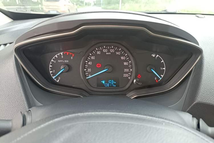 Used Ford Escort 2017 Revised Version 1.5L Manual Comfort Edition Instrument Cluster