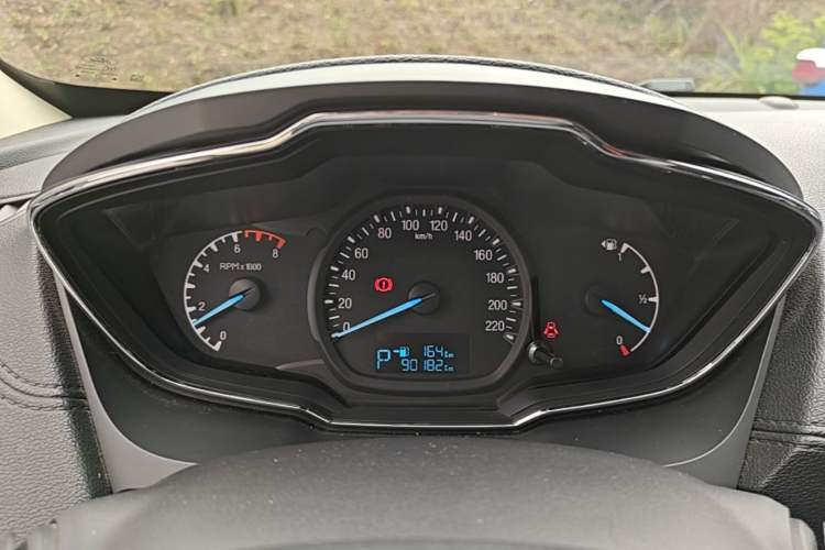 Used Ford Escort 2017 Happiness Edition 1.5L Automatic Fashion Version Instrument Cluster