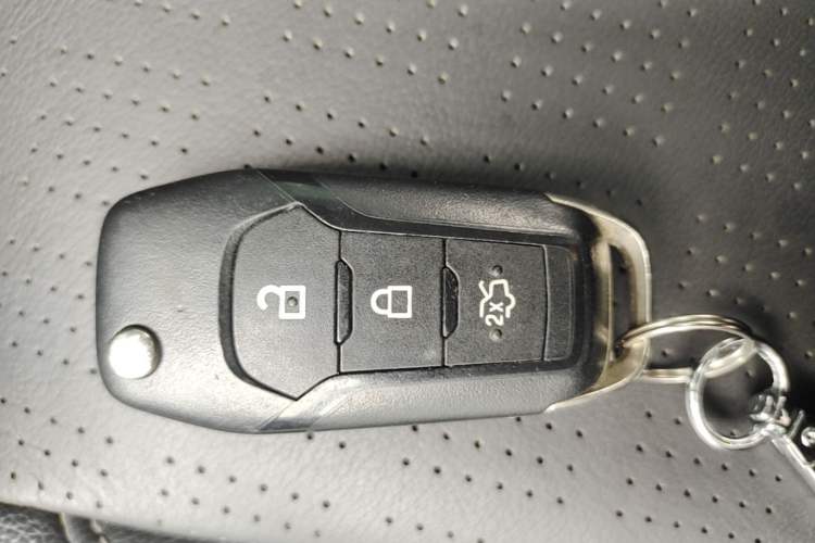 Used Ford Escort 2017 Happiness Edition 1.5L Automatic Fashion Version Interior 1