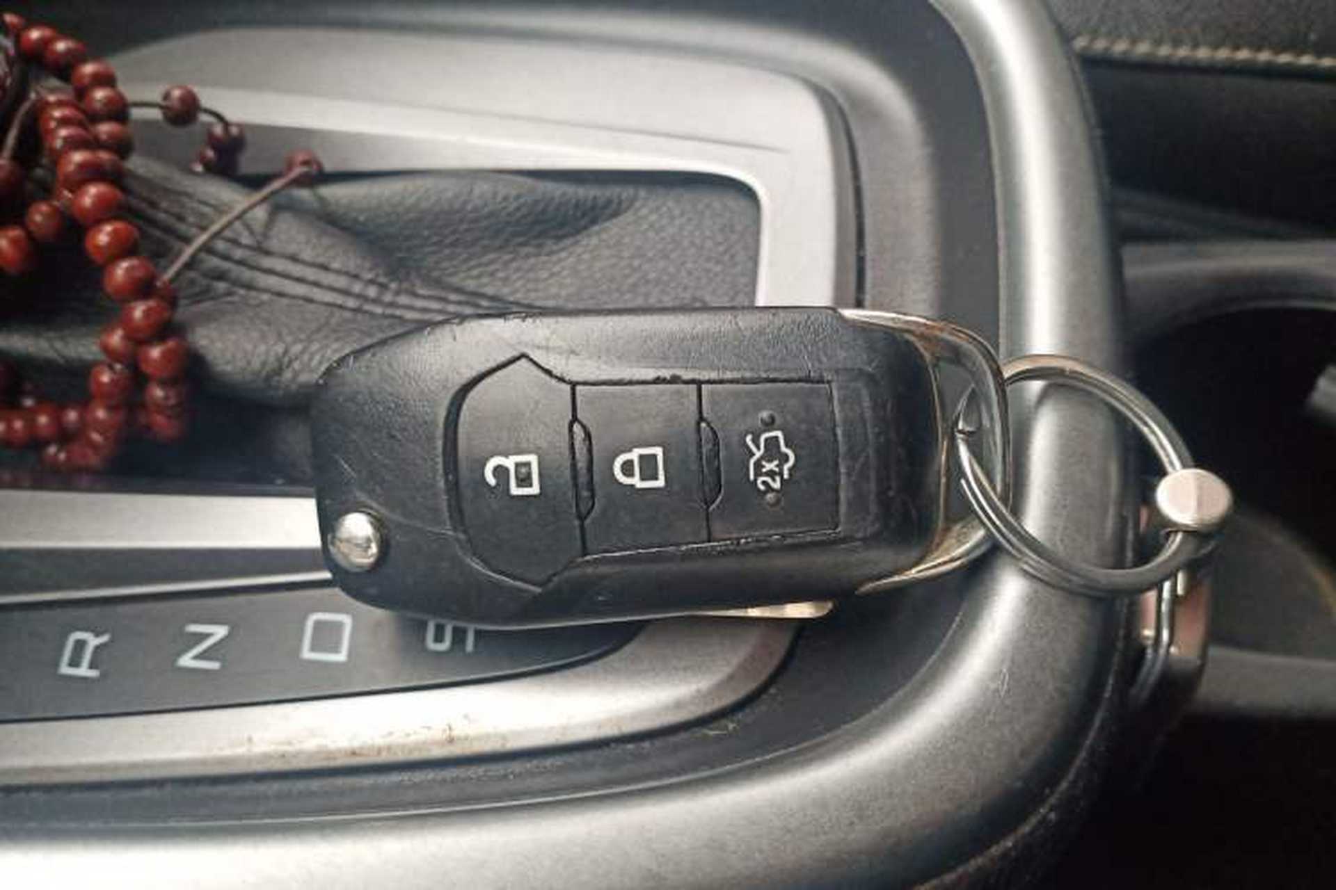 Used Ford Escort 2017 Happiness Edition 1.5L Automatic Fashion Version Interior 1