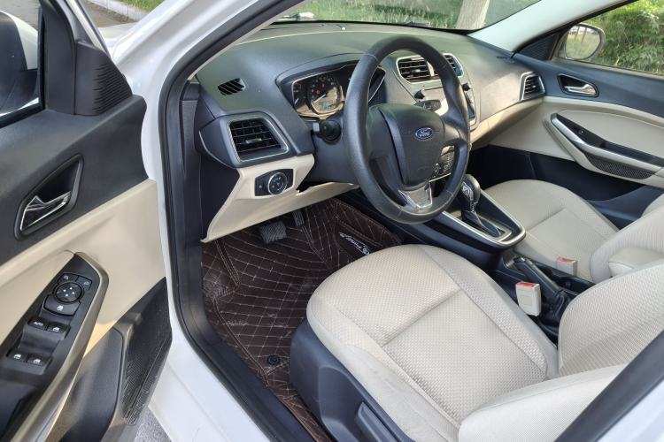Used Ford Escort 2017 Revised Version 1.5L Automatic Comfort Edition Interior 1