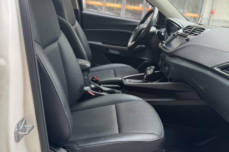 Used Ford Escort 2017 Happiness Edition 1.5L Automatic Fashion Version Interior 1