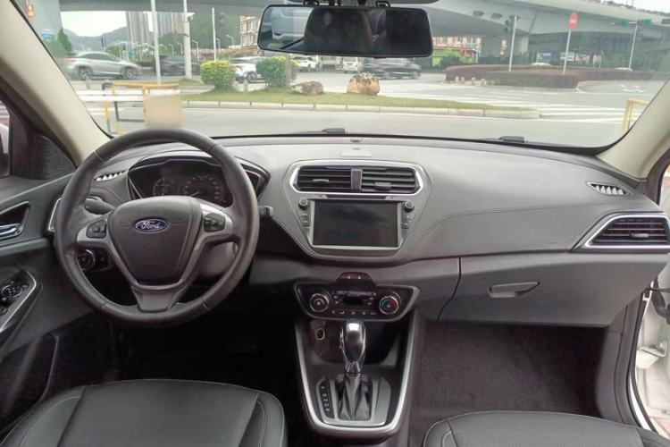 Used Ford Escort 2017 Happiness Edition 1.5L Automatic Fashion Version Interior 1