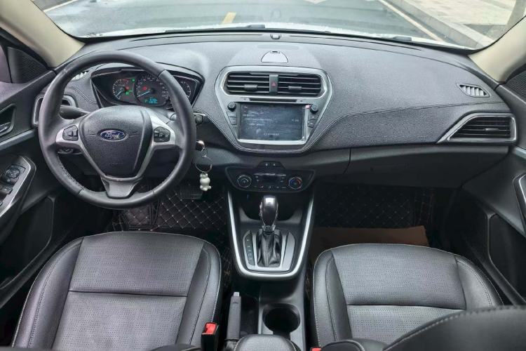 Used Ford Escort 2017 Happiness Edition 1.5L Automatic Fashion Version Interior 2