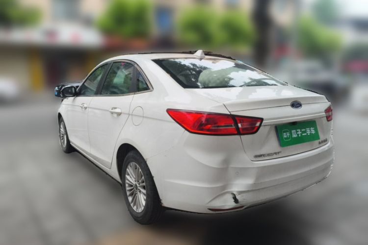 Used Ford Escort 2017 1.5L Manual Comfort Model Interior 2