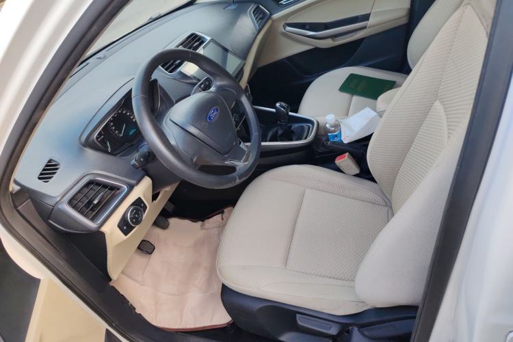 Used Ford Escort 2017 1.5L Manual Comfort Model Interior 2
