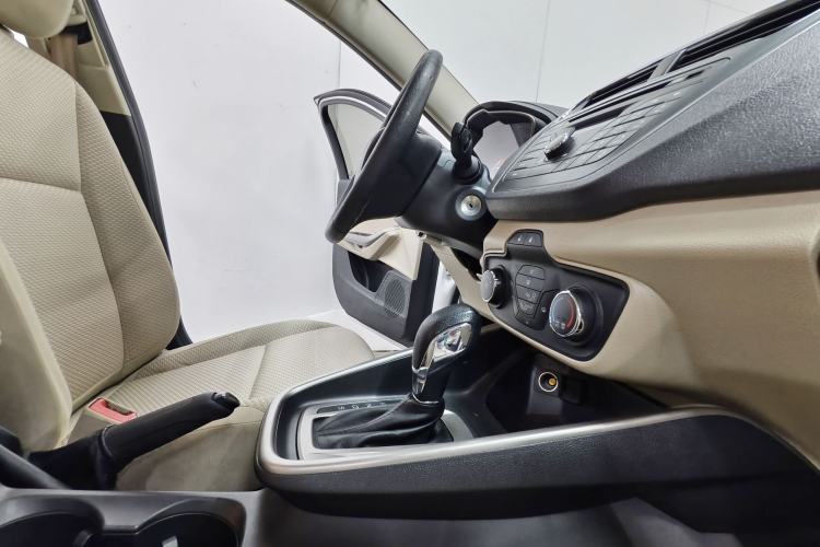 Used Ford Escort 2017 Revised Version 1.5L Automatic Comfort Edition Interior 2