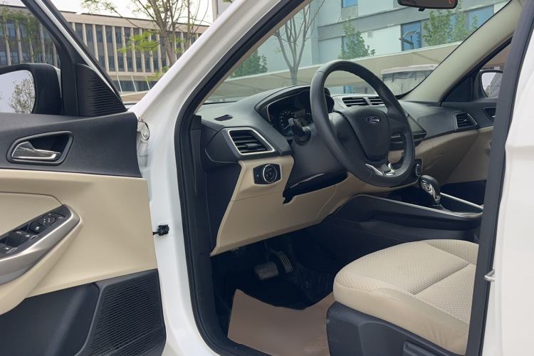 Used Ford Escort 2017 Revised Version 1.5L Automatic Comfort Edition Interior 2
