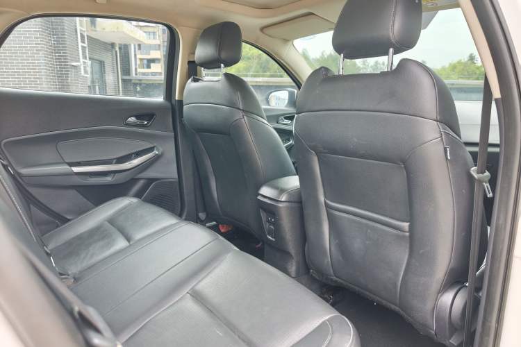 Used Ford Escort 2017 Happiness Edition 1.5L Automatic Fashion Version Interior 2