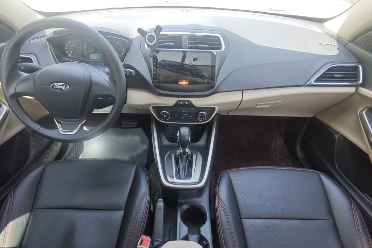 Used Ford Escort 2017 Revised Version 1.5L Automatic Comfort Edition Interior 2