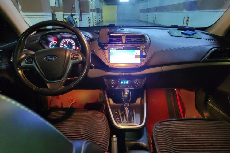 Used Ford Escort 2017 Happiness Edition 1.5L Automatic Fashion Version Interior 2