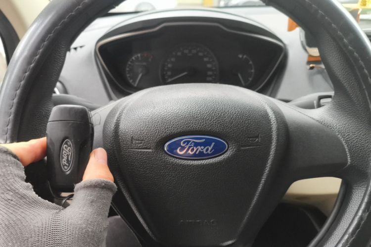 Used Ford Escort 2017 1.5L Manual Comfort Model Interior 3
