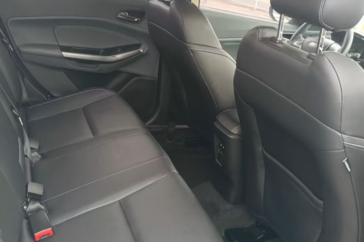 Used Ford Escort 2017 Happiness Edition 1.5L Automatic Fashion Version Interior 3