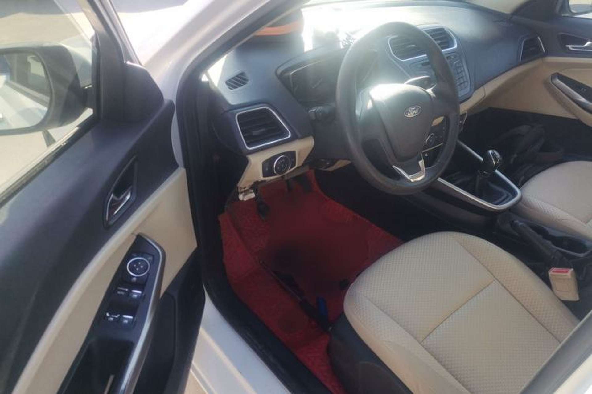 Used Ford Escort 2017 1.5L Manual Comfort Model Interior 3