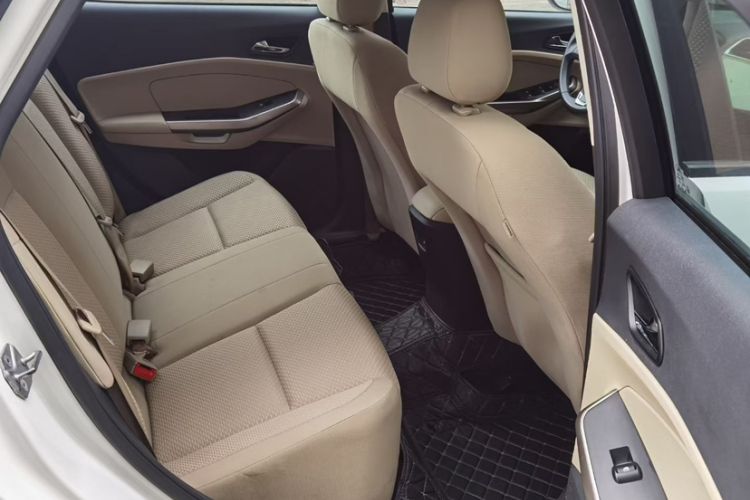 Used Ford Escort 2017 Revised Version 1.5L Automatic Comfort Edition Interior 4
