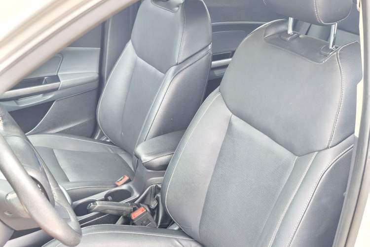 Used Ford Escort 2017 Happiness Edition 1.5L Automatic Fashion Version Interior 4