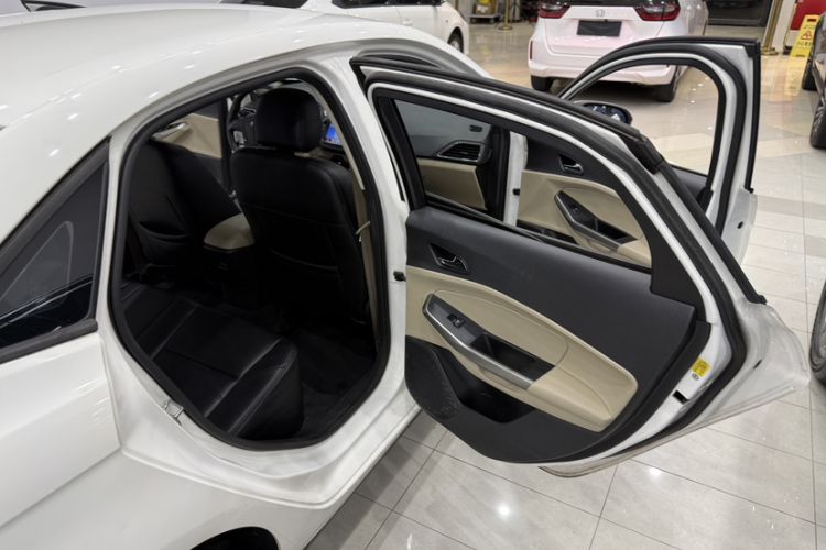 Used Ford Escort 2017 Revised Version 1.5L Automatic Comfort Edition Interior 7