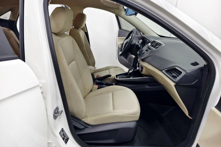 Used Ford Escort 2017 Revised Version 1.5L Automatic Comfort Edition Interior 8