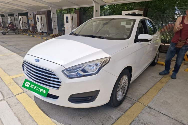 Used Ford Escort 2017 Revised Version 1.5L Automatic Comfort Edition Guazi used car, China used car export, Used car for sale, Used  cars, Cheapest cars for sale