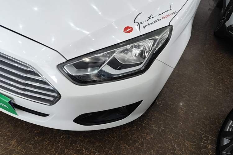 Used Ford Escort 2017 1.5L Manual Comfort Model Left Front Headlight