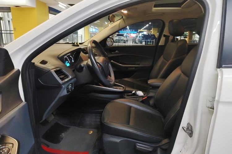 Used Ford Escort 2017 Happiness Edition 1.5L Automatic Fashion Version Left Front Seat