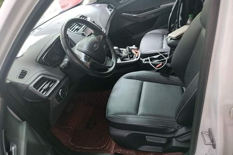 Used Ford Escort 2017 Happiness Edition 1.5L Automatic Fashion Version Left Front Seat