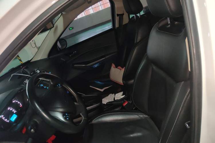 Used Ford Escort 2017 Happiness Edition 1.5L Automatic Fashion Version Left Front Seat