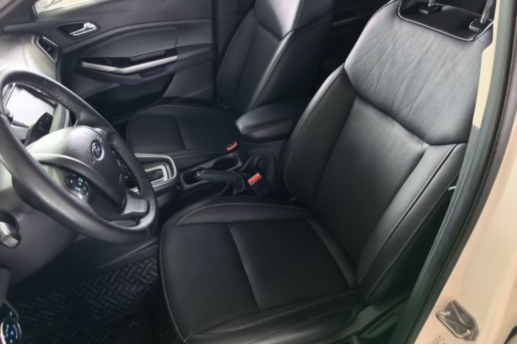 Used Ford Escort 2017 Happiness Edition 1.5L Automatic Fashion Version Left Front Seat