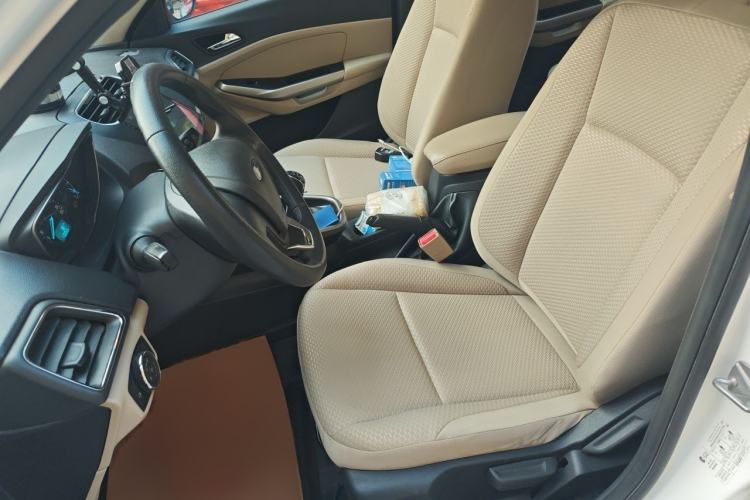 Used Ford Escort 2017 Revised Version 1.5L Manual Comfort Edition Left Front Seat