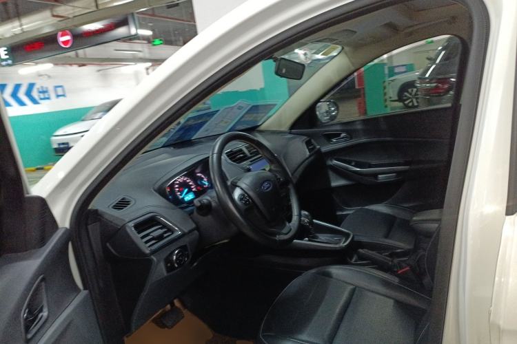 Used Ford Escort 2017 Happiness Edition 1.5L Automatic Fashion Version Left Front Seat