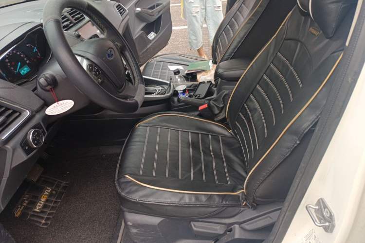 Used Ford Escort 2017 Happiness Edition 1.5L Automatic Fashion Version Left Front Seat