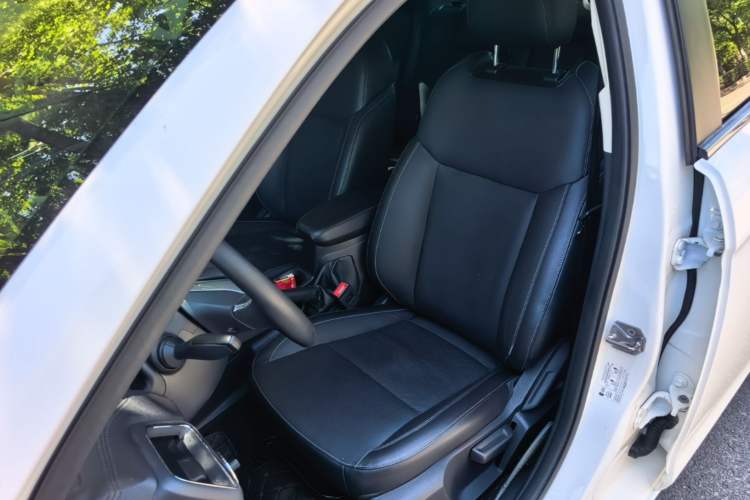 Used Ford Escort 2017 Happiness Edition 1.5L Automatic Fashion Version Left Front Seat