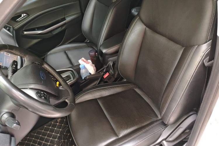 Used Ford Escort 2017 Happiness Edition 1.5L Automatic Fashion Version Left Front Seat
