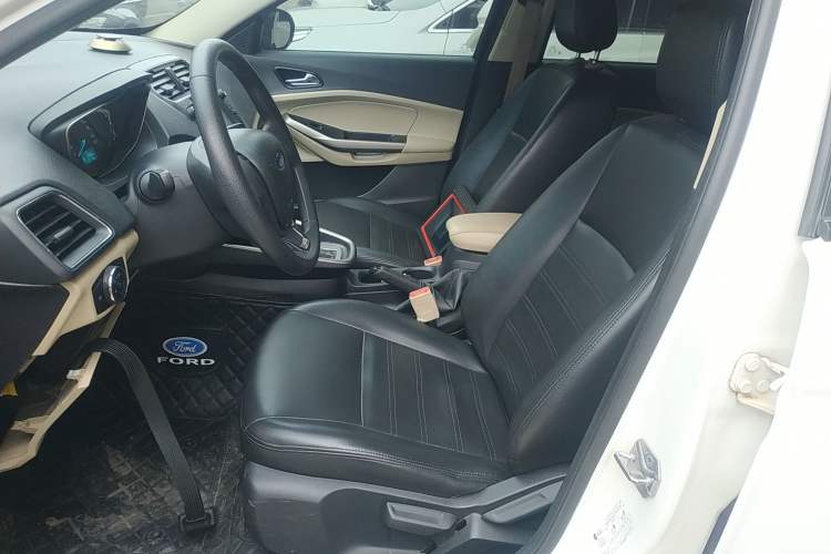 Used Ford Escort 2017 Revised Version 1.5L Automatic Comfort Edition Left Front Seat