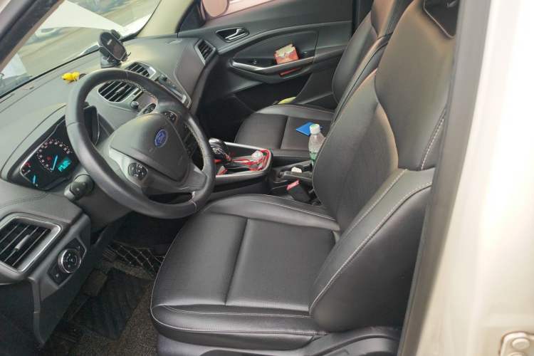 Used Ford Escort 2017 Happiness Edition 1.5L Automatic Fashion Version Left Front Seat