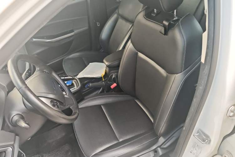 Used Ford Escort 2017 Happiness Edition 1.5L Automatic Fashion Version Left Front Seat