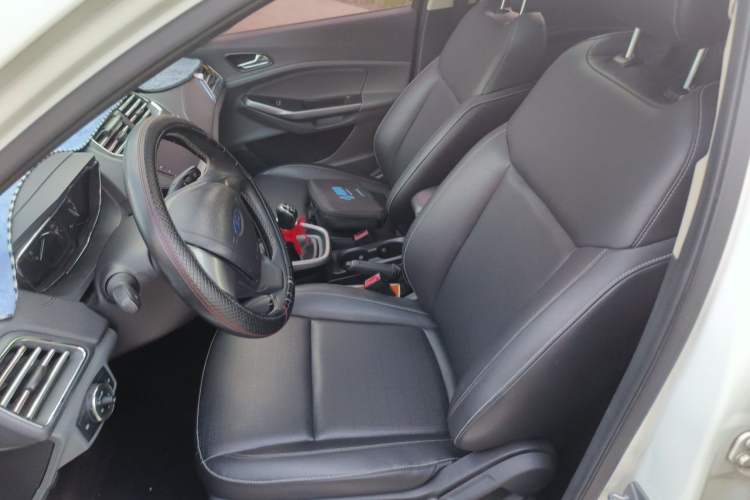 Used Ford Escort 2017 Happy Edition 1.5L Manual Fashion Model Left Front Seat