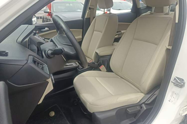 Used Ford Escort 2017 Revised Version 1.5L Automatic Comfort Edition Left Front Seat